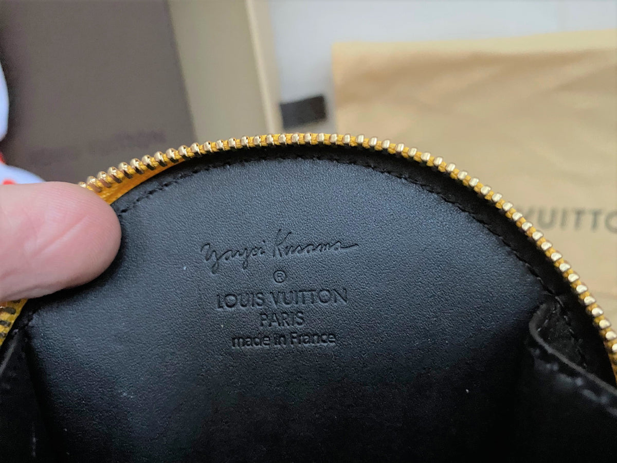 Louis Vuitton X Yayoi Kusama 2012 capsule collection polka dots coins purse