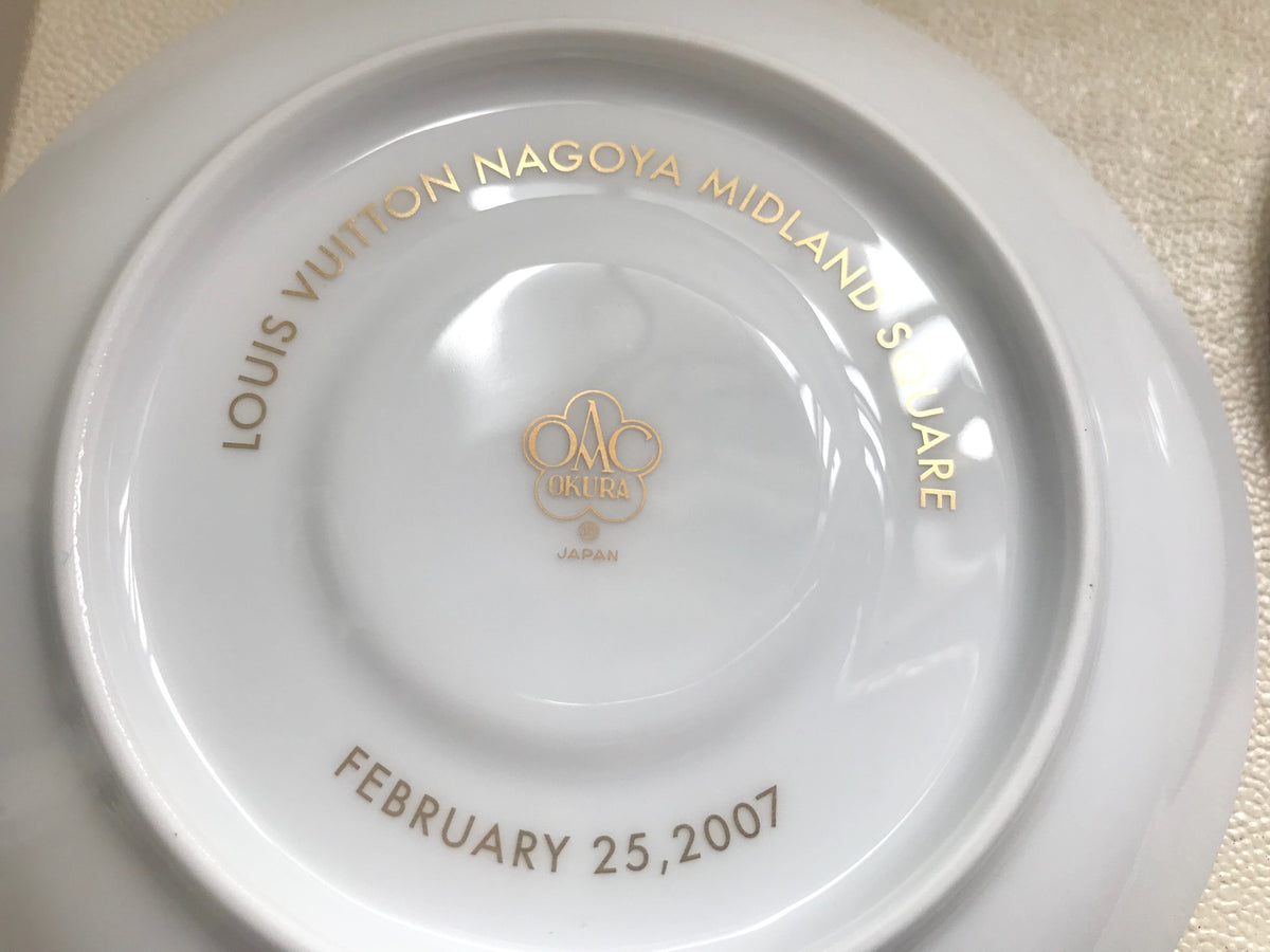 Louis Vuitton 2007 Nagoya store opening X Okura China porcelain tea cups box set