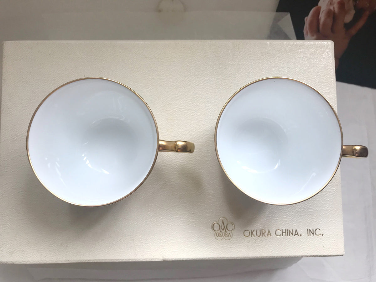 Louis Vuitton 2007 Nagoya store opening X Okura China porcelain tea cups box set
