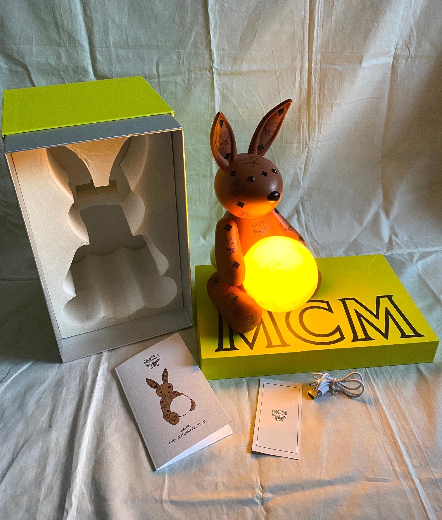 MCM 2022 Mid-Autumn festival visteos monogram rabbit moon lamp