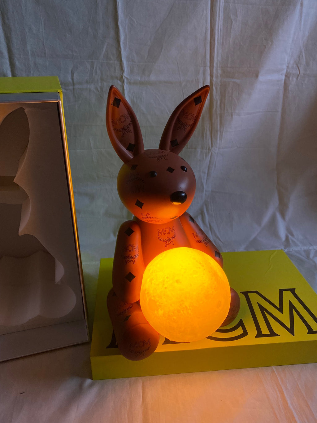 MCM 2022 Mid-Autumn festival visteos monogram rabbit moon lamp