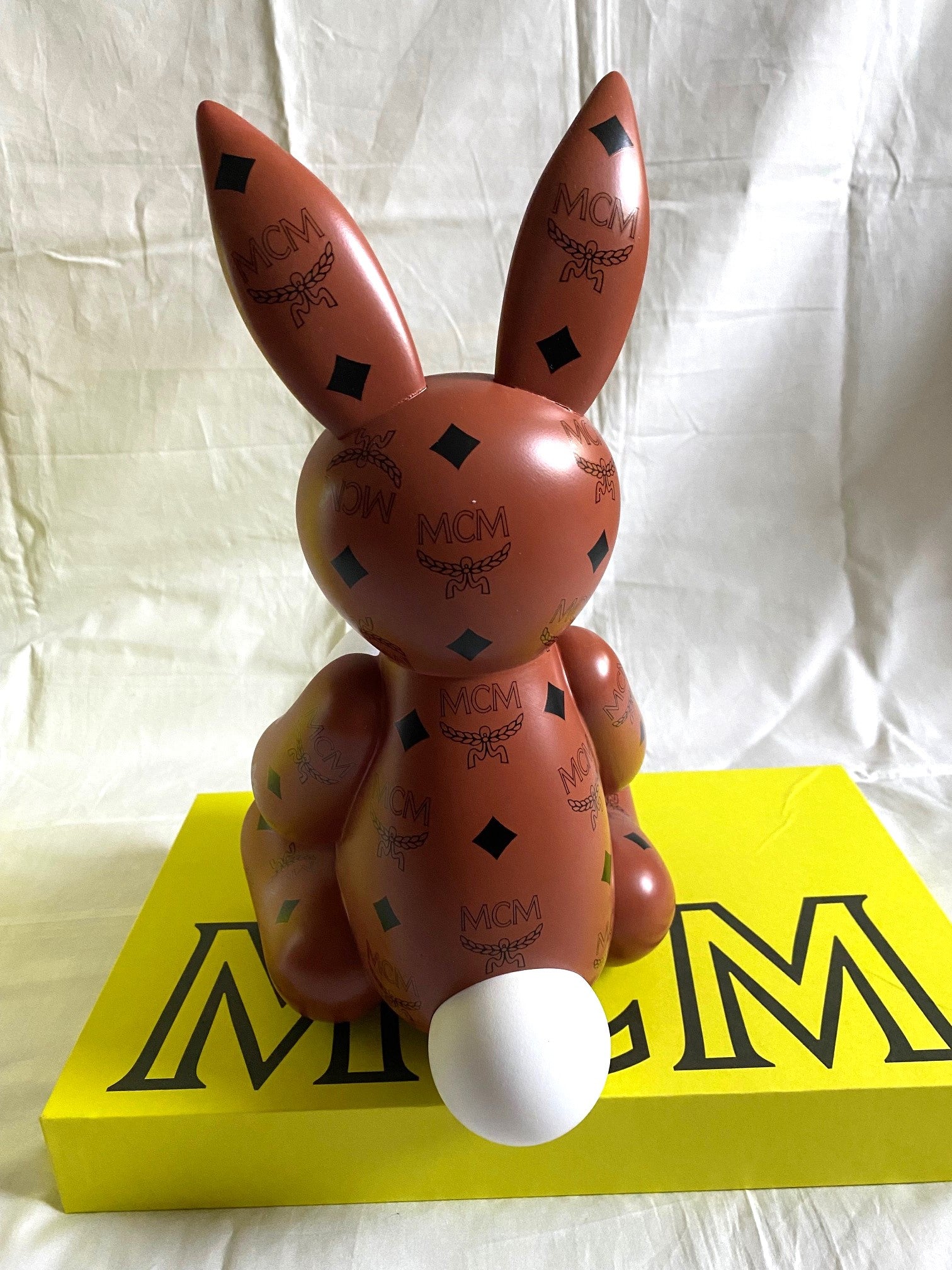 MCM 2022 Mid-Autumn festival visteos monogram rabbit moon lamp