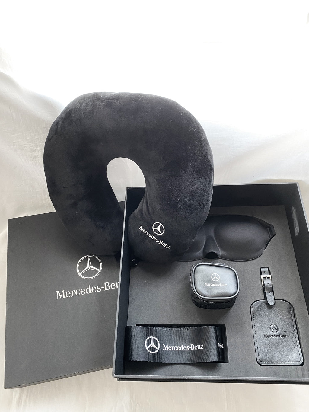 Mercedes-Benz travel kit box set