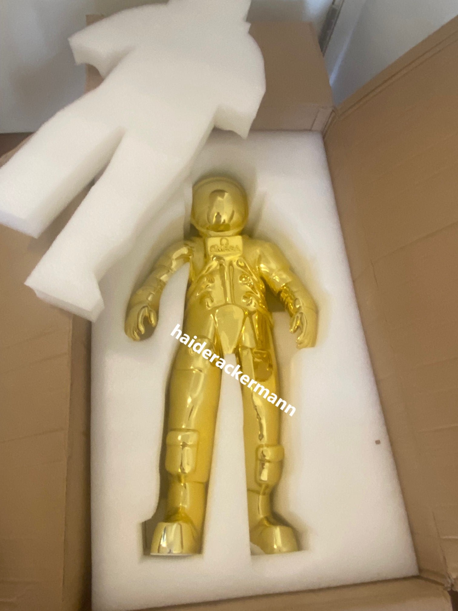 Omega 50th anniversary of Apollo 11 Moon Landing 70cm gold astronaut