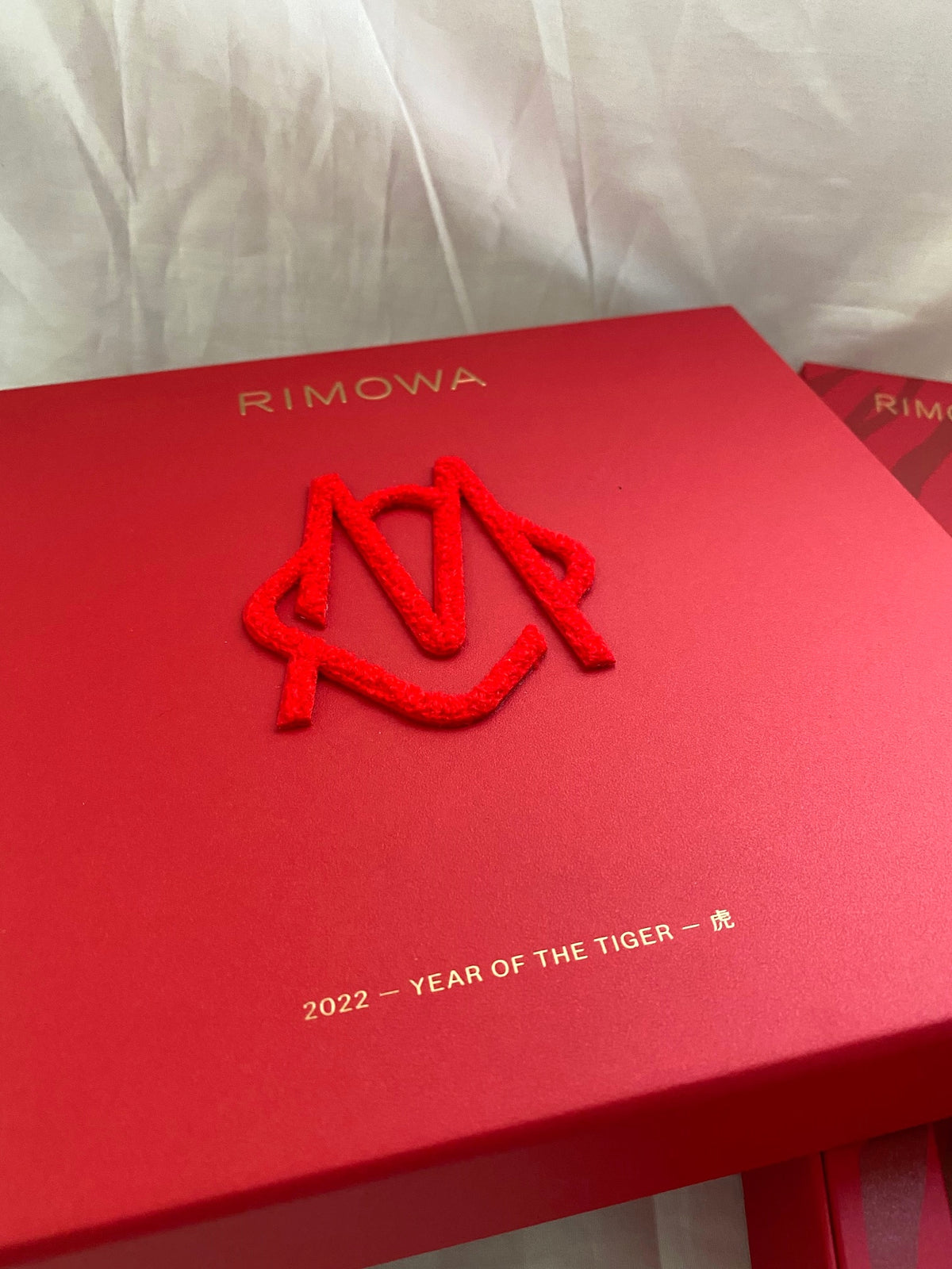 Rimowa 2022 Chinese New Year rec packet & playing card box set
