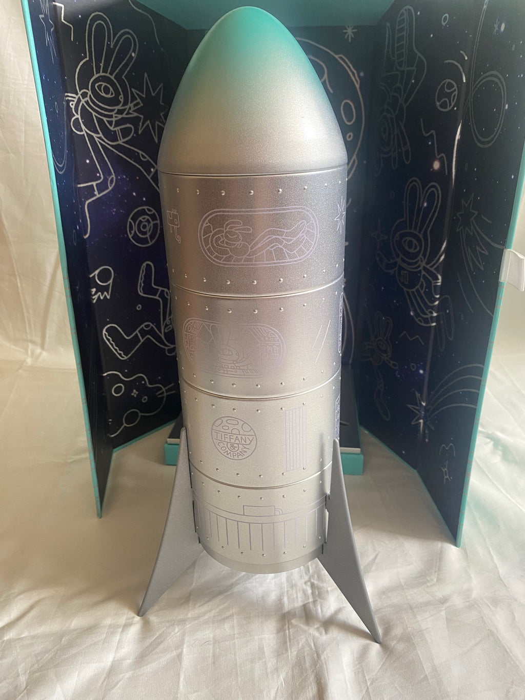 Tiffany & Co 2021 Mid-Autumn festival bunny moon cartoon rocket