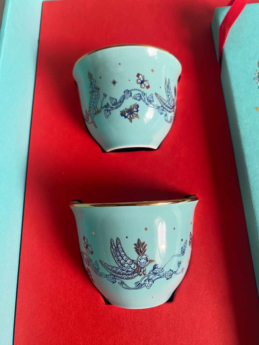 Tiffany & Co 2026 bird on a rock ceramic tea cups & red packet box set