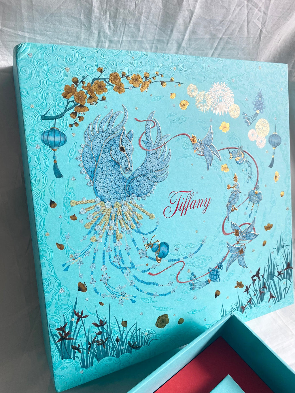 Tiffany & Co 2026 bird on a rock ceramic tea cups & red packet box set
