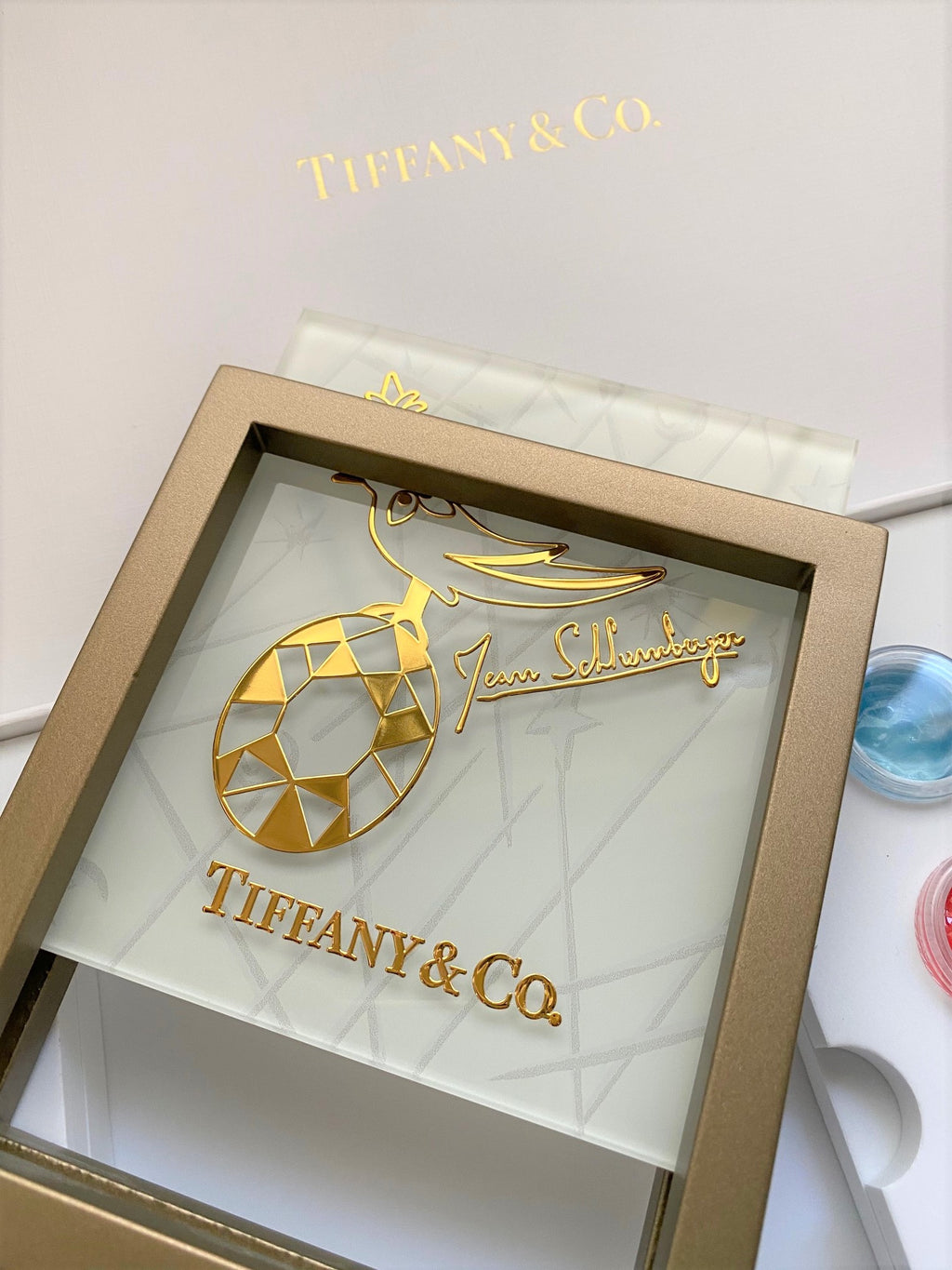 Tiffany & Co 2020 Jean Schlumberge bird on a rock stained glass painting