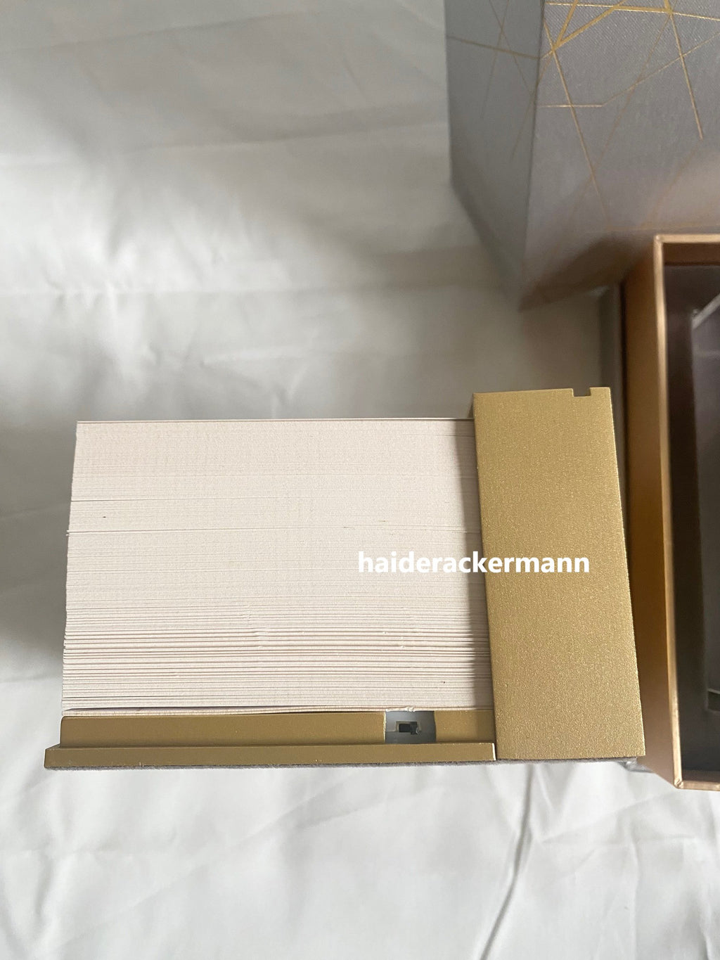 Vacheron Constantin 270th calendar memo pad with light design