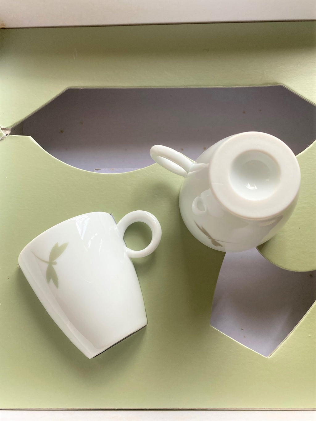 Van Cleef & Arpels vintage dragonfly motif porcelain cups & plate box set