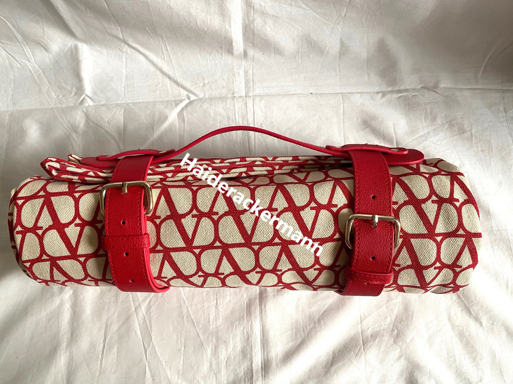 VALENTINO 2023 monogram picnic blanket