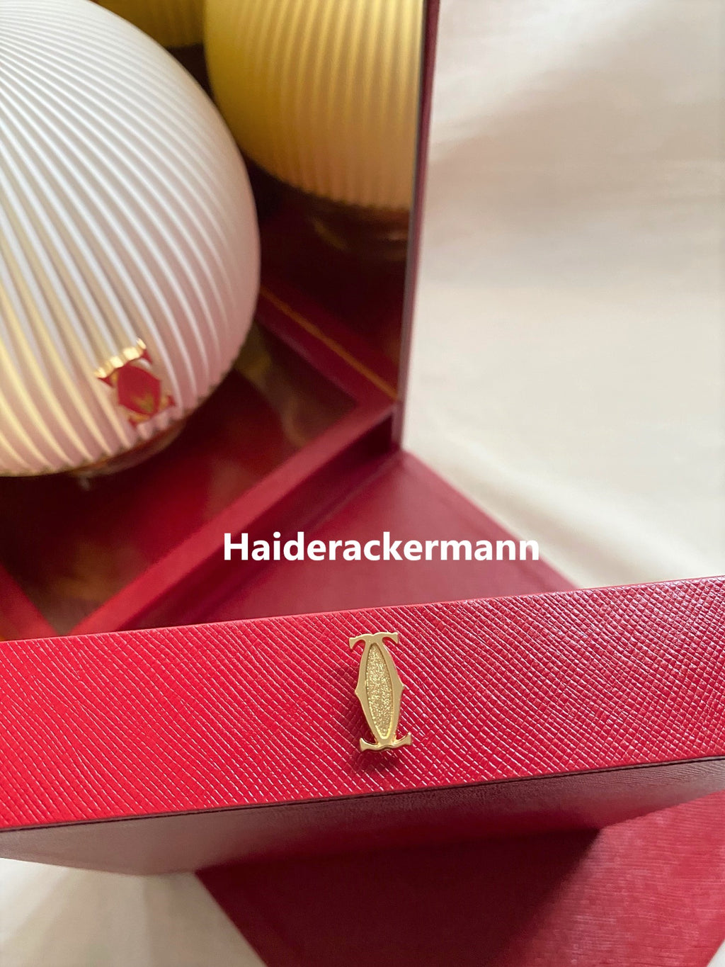 Cartier 2019 Christmas music ornament globe