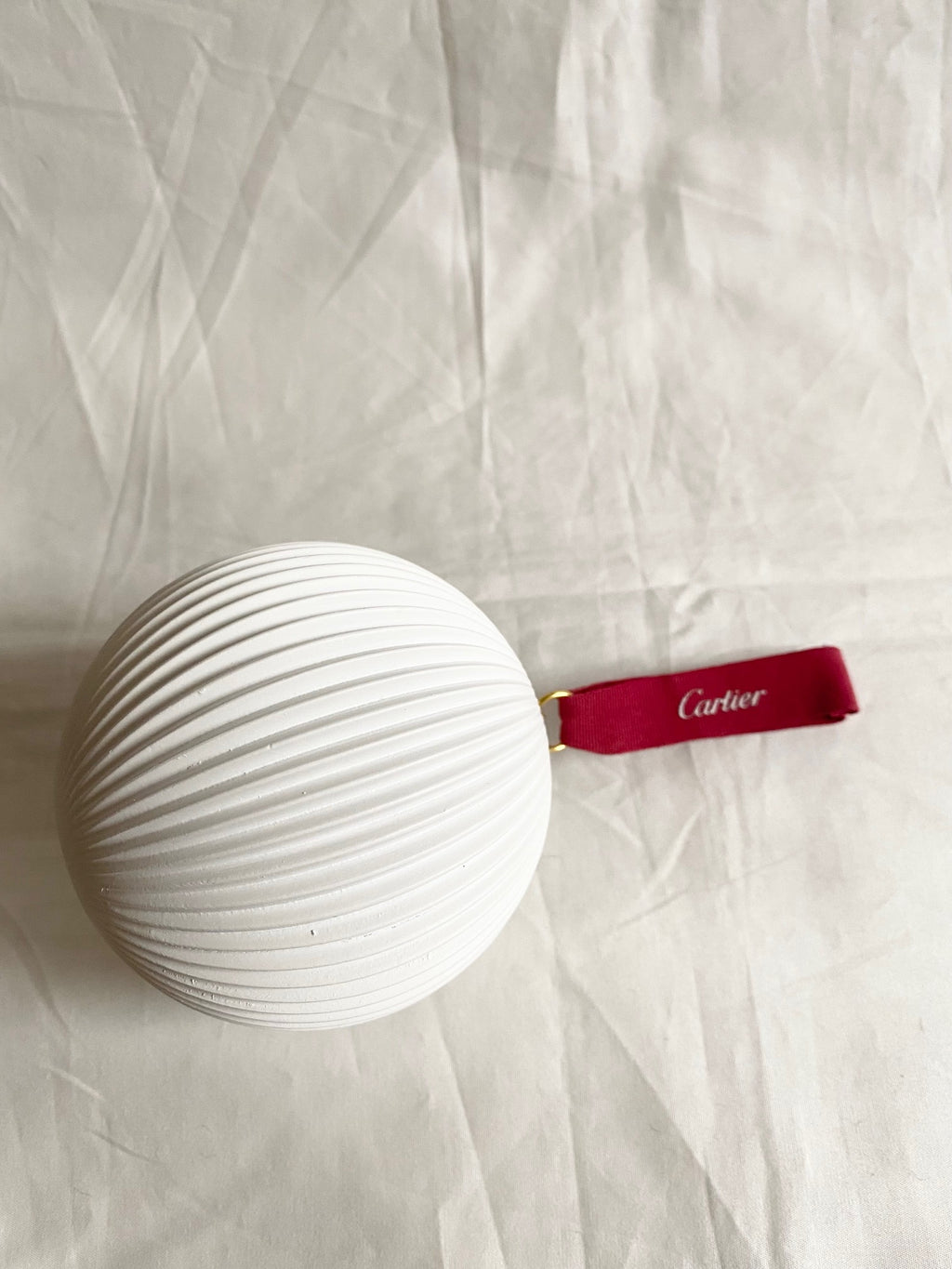 Cartier 2019 Christmas white ball ornament for boutique display