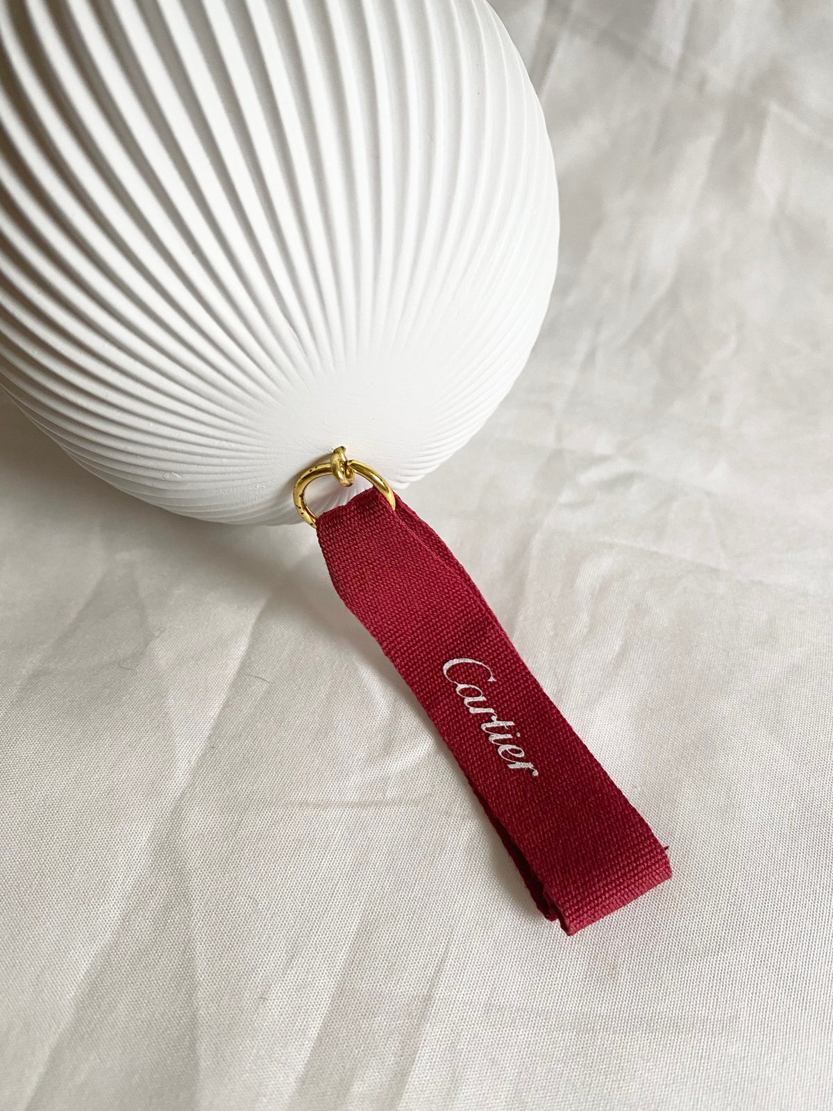 Cartier 2019 Christmas white ball ornament for boutique display