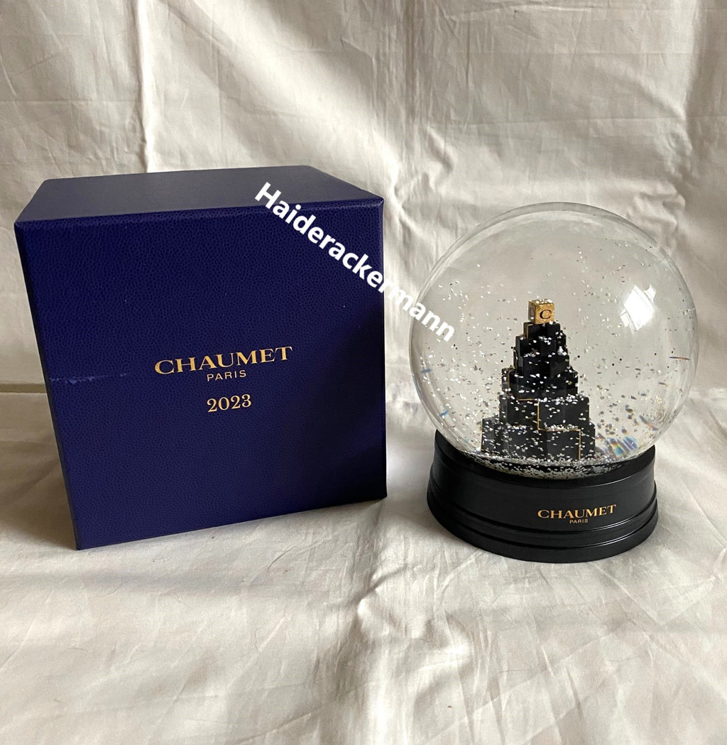 Chaumet 2023 Christmas gift box Christmas tree snow globe