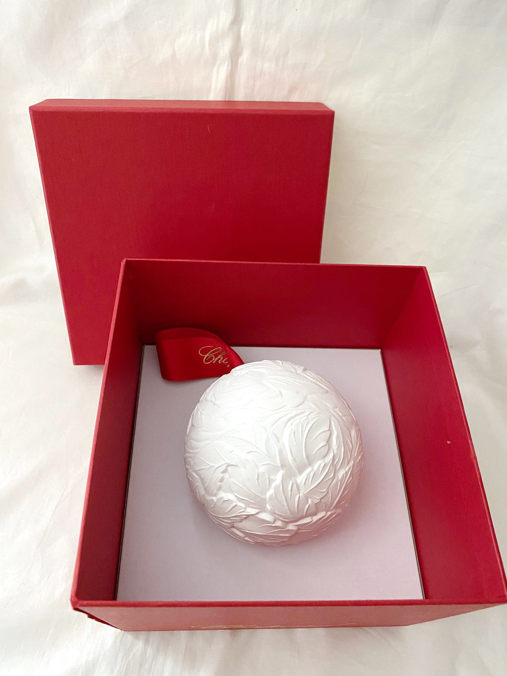 Chopard 2019 Christmas white ornament