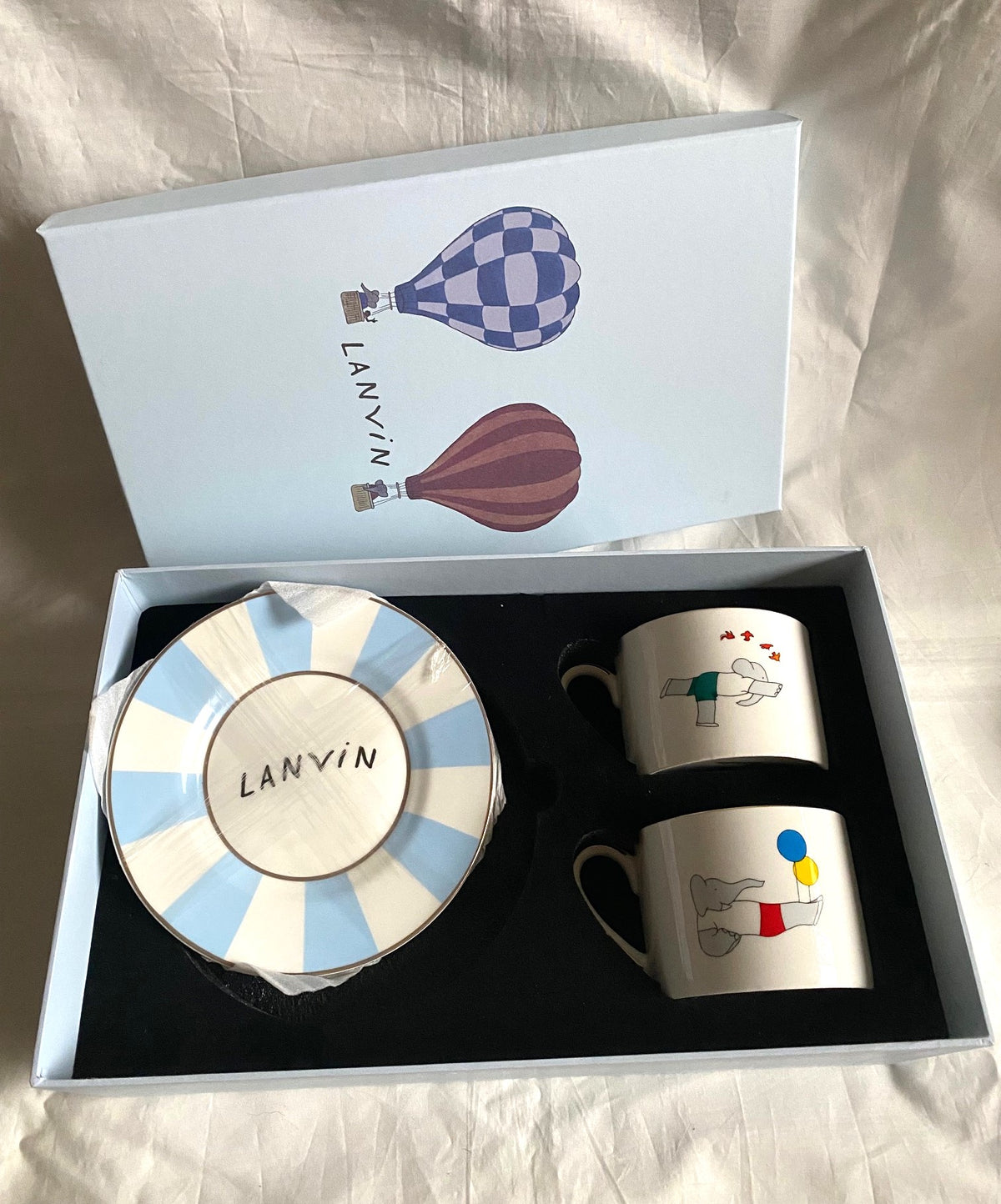 Lanvin 2022 balloon elephant motifs ceramic tea cups plates box set