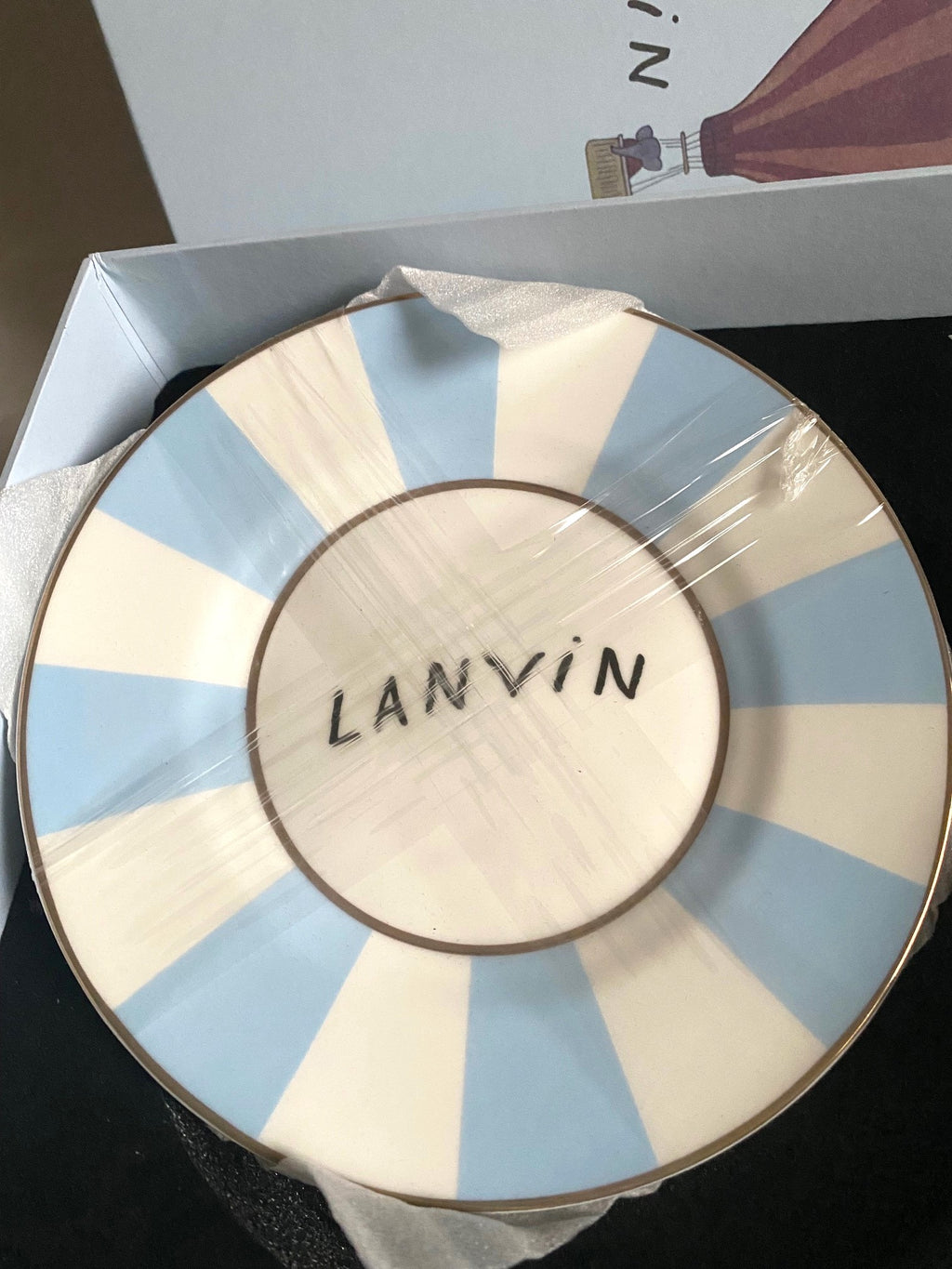 Lanvin 2022 balloon elephant motifs ceramic tea cups plates box set
