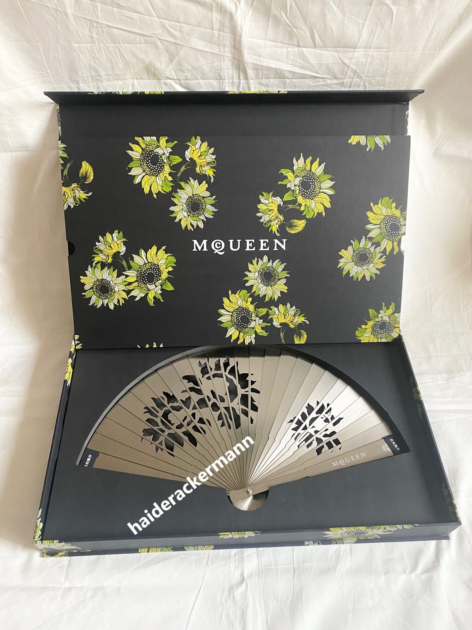 Alexander McQueen 2025 floral laser cut metal fan