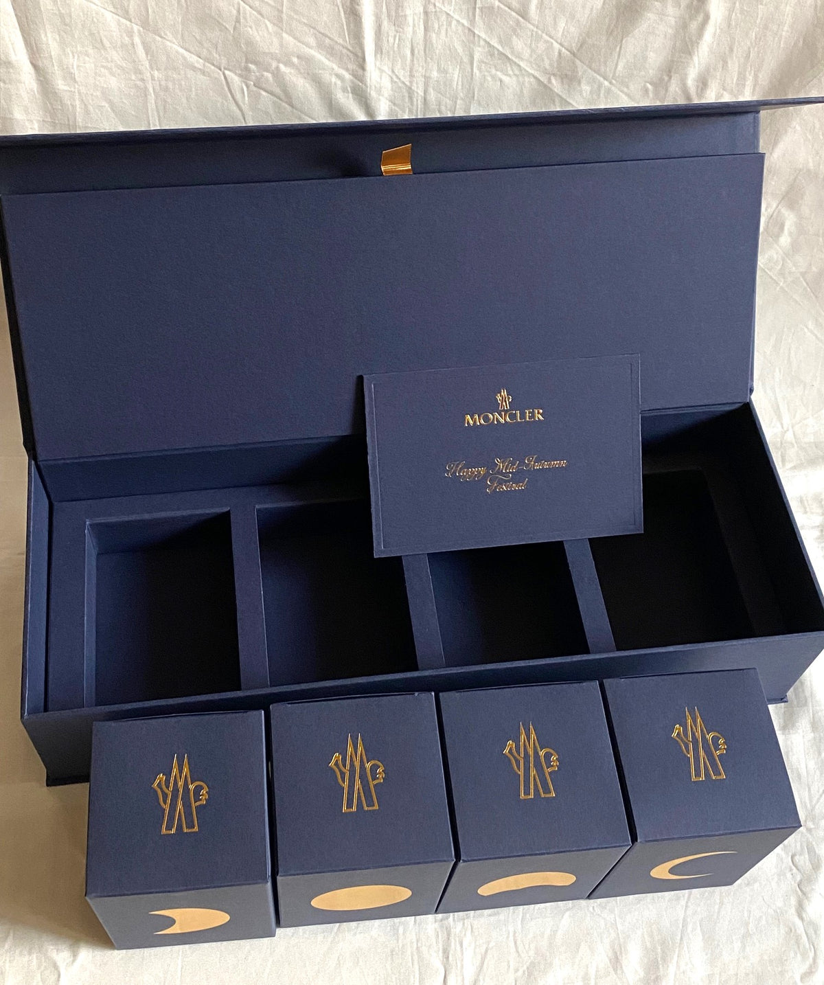 Moncler 2022 Mid-Autumn festival K2 mountain water glass box set