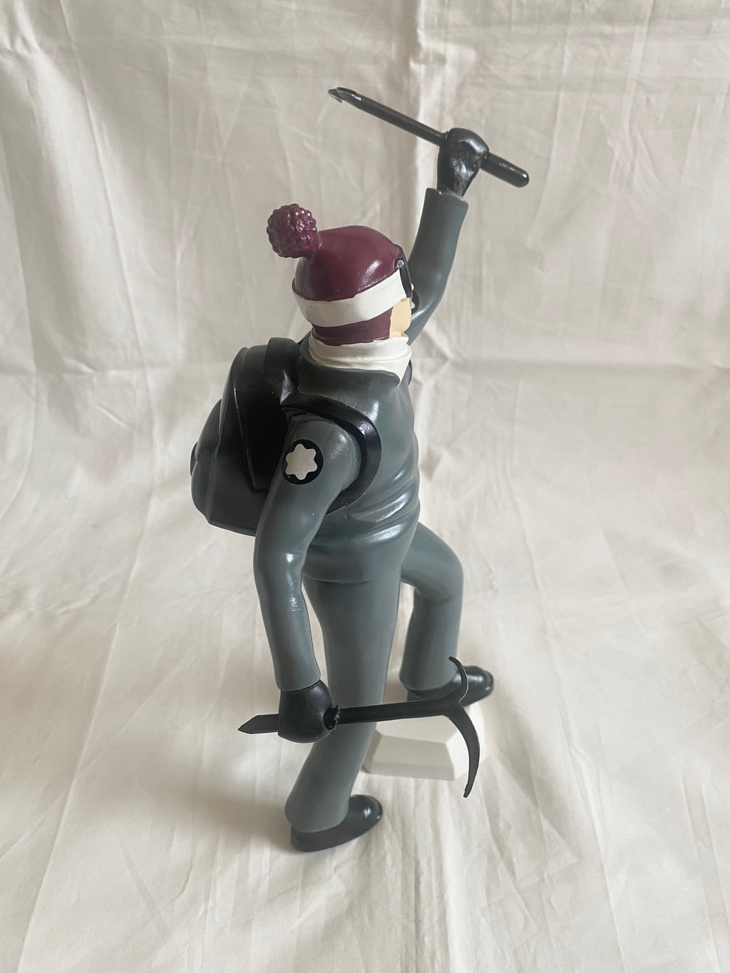 Montblanc 2023 Happy Holidays window display props - ski figurine