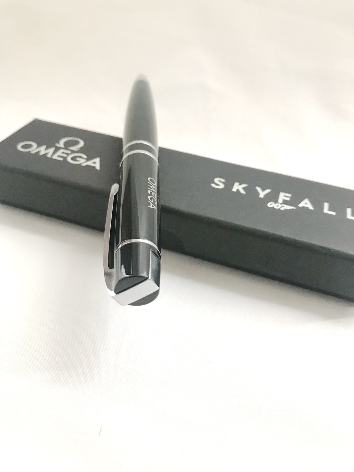 Omega 2012 Skyfall 007 limited edition ballpoint pen