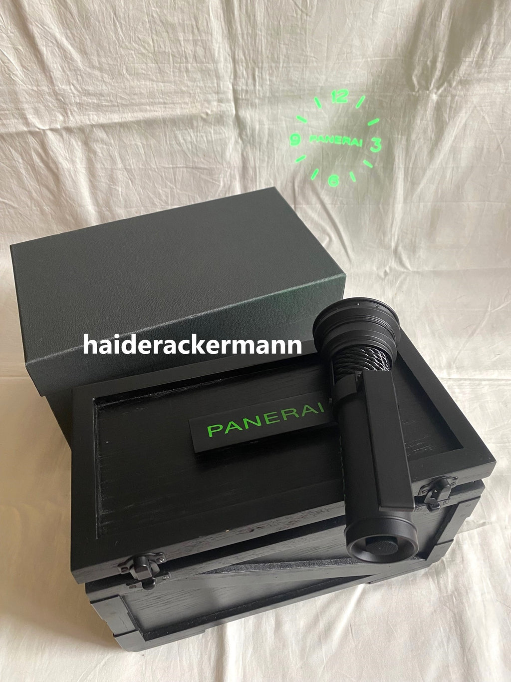 Panerai 2024 Mid-Autumn festival flashlight wood box
