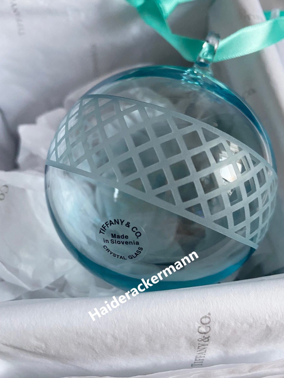 Tiffany & Co 2020 Christmas glass ornament