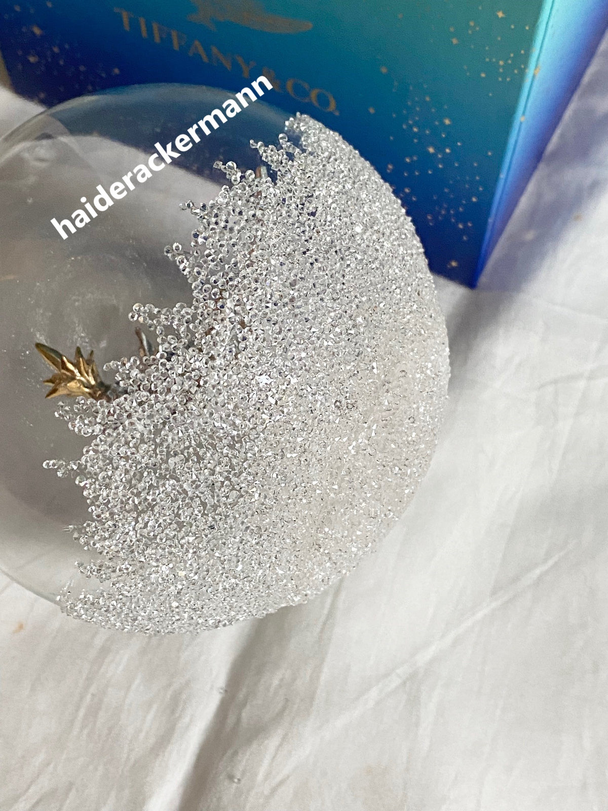 Tiffany & Co 2024 Christmas bird on a rock crystal glass ornament