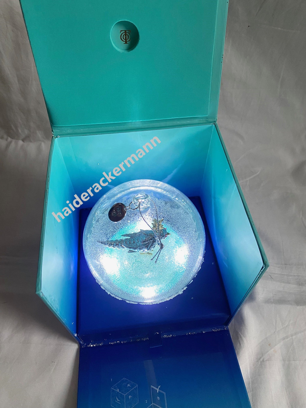 Tiffany & Co 2024 Christmas bird on a rock crystal glass ornament