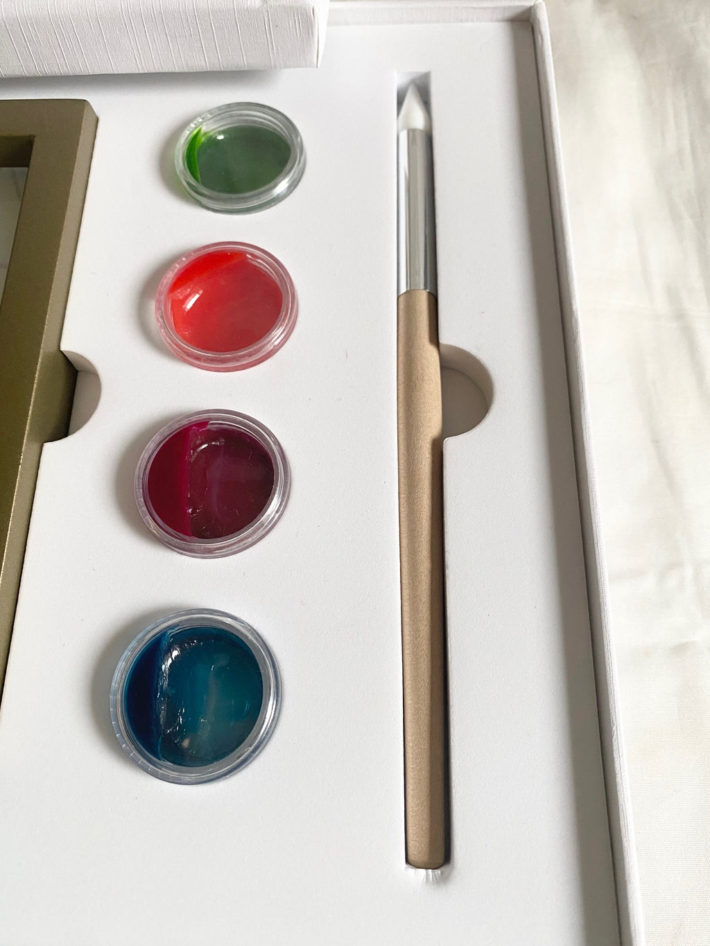 Tiffany Co 2020 Jean Schlumberge stained glass painting box set